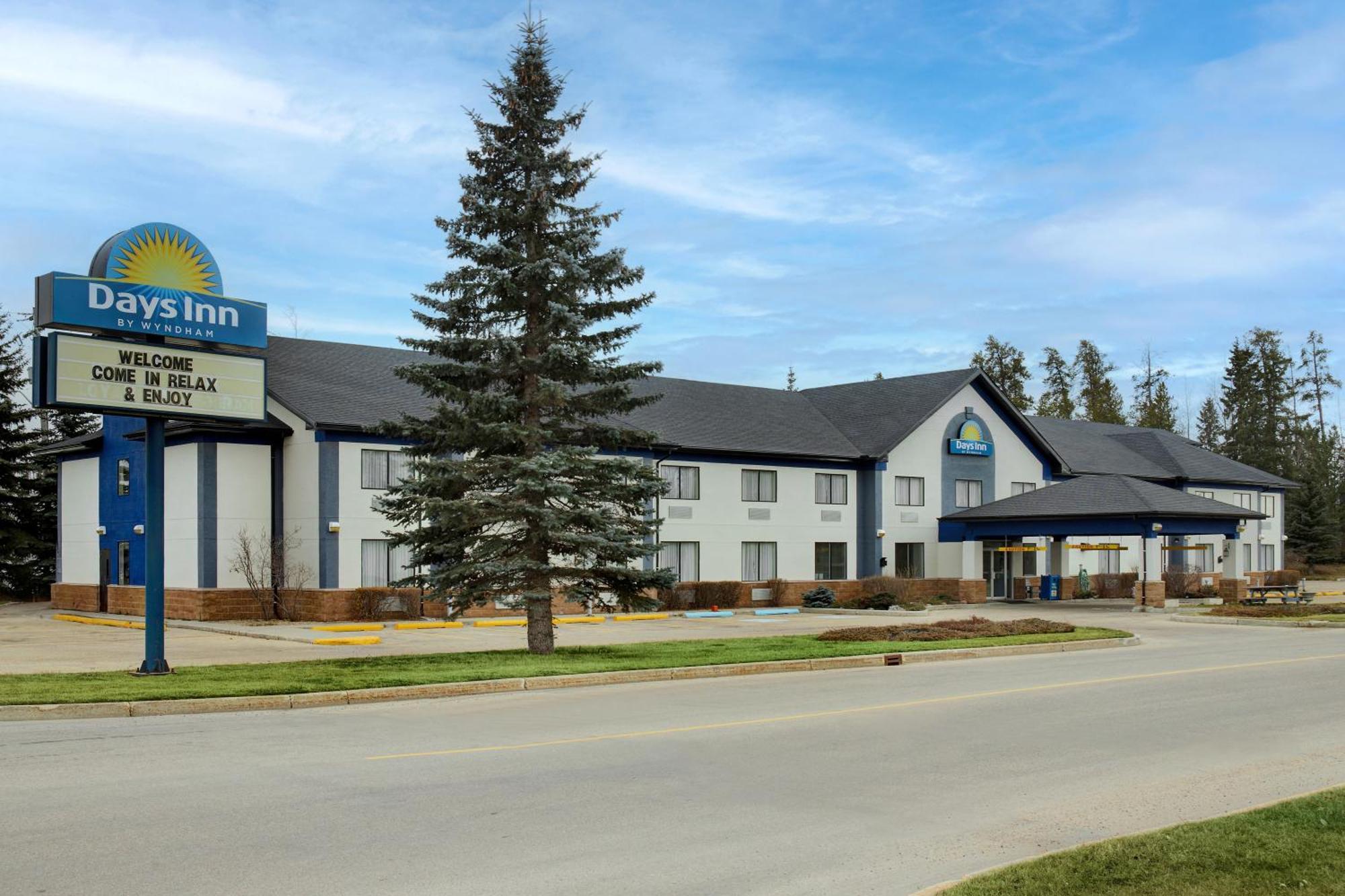 Days Inn By Wyndham Whitecourt Eksteriør billede